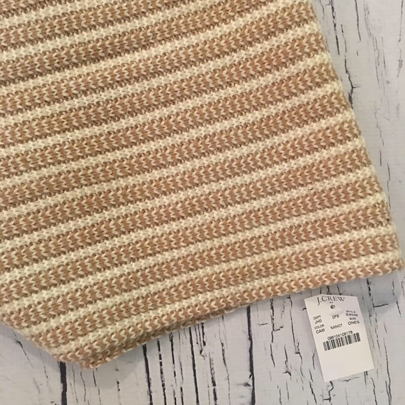 NWT J.Crew Factory Infinity Scarf. - Picture 3 of 3